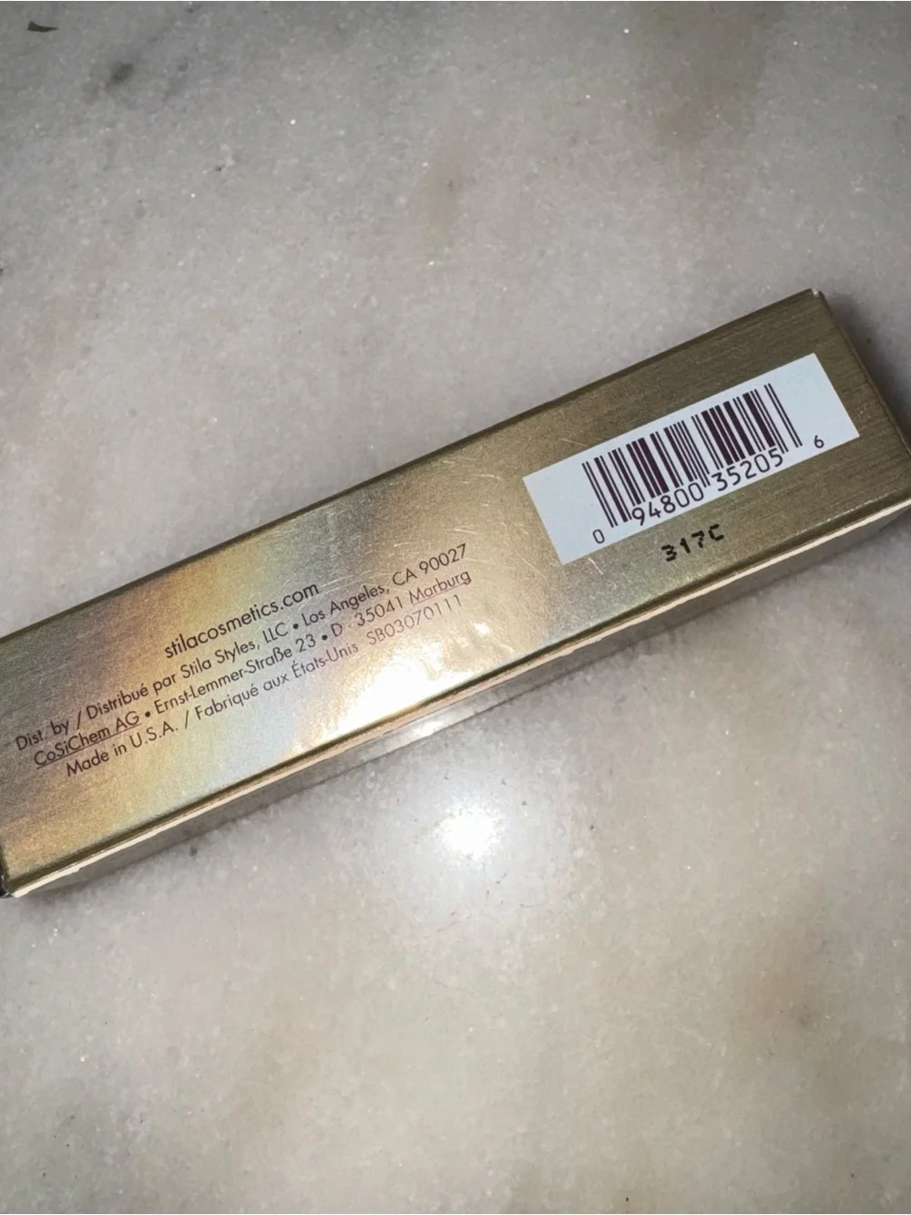 Magnificent metals glitter & glow liquid shadow